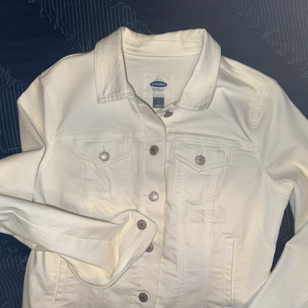 LIKE NEW Medium Old Navy White Denim Jacket